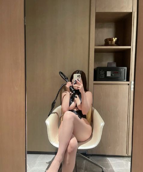 两个人淋漓尽致