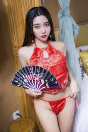奇怪的夜晚恐怖丧尸电影