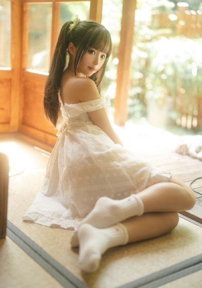李采潭漂亮女客栈